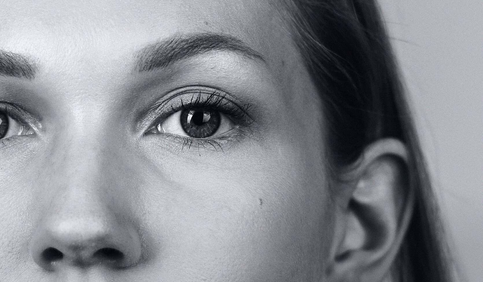 Ooglidcorrectie - Face2Face Clinic | Wij helpen transvrouwen bij een succesvolle transitie